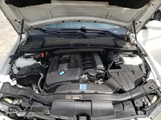 2007 BMW 3 Series 328i with VIN WBAVA33527PG39395, listed as a Copart auction lot 61638825 with 120,130 mi miles and Salvage title. Bid and sale history available at DreamBid. Image 11.