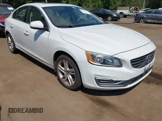 2014 Volvo S60 T5 с VIN YV1612FS9E2295777, выставлен на аукционе IAAI как лот 42827553 с пробегом 104 068 миль миль и . История ставок и продаж доступна на DreamBid. Изображение 1.