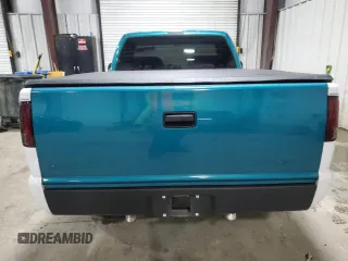 1994 GMC Sonoma with VIN 1GTCS1441RK520655, listed as a Copart auction lot 49956605 with 109,399 mi miles and Salvage Title. Bid and sale history available at DreamBid. Image 6.