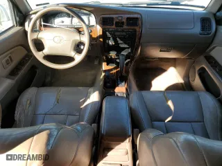 2000 Toyota 4Runner Limited with VIN JT3HN87R8Y0263652, listed as a Copart auction lot 46753835 with 298,402 mi miles and Clean Title. Bid and sale history available at carsss.com. Image 8.