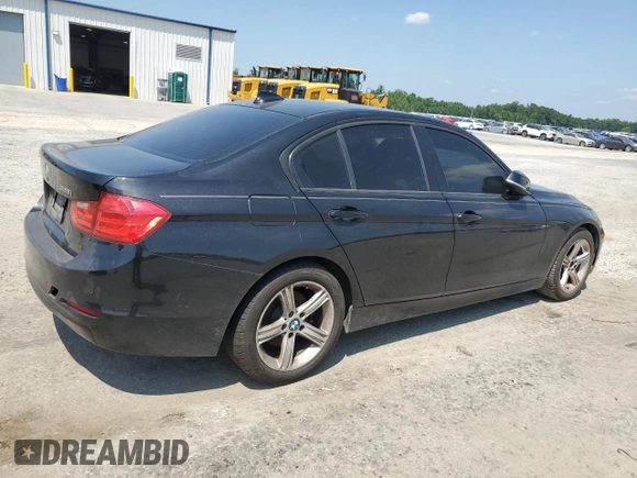 2014 BMW 3 Series 328i z VIN WBA3A5C5XEP601622, wystawiony jako Copart lot #62127465 z przebiegiem 144 432 mil mil oraz Czysty tytuł • Clean title. Historia ofert i sprzedaży dostępna na DreamBid. Obrazek 3.