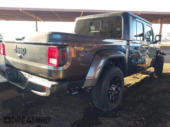 2021 Jeep Gladiator Willys with VIN 1C6HJTAG2ML507426, listed as a IAAI auction lot 41407608 with 49,554 mi miles and . Bid and sale history available at carsss.com. Image 4.