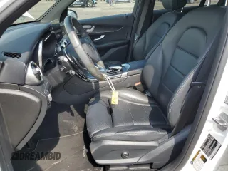 2018 Mercedes-Benz GLC 300 z VIN WDC0G4KB5JV050229, wystawiony jako Copart lot #56510605 z przebiegiem 25 330 mil mil oraz Szkoda całkowita • Salvage title. Historia ofert i sprzedaży dostępna na DreamBid. Obrazek 7.
