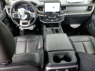 2024 Ford Expedition XLT with VIN 1FMJU1J89REA24859, listed as a Copart auction lot 53959425 with 42,684 mi miles and Salvage title. Bid and sale history available at DreamBid. Image 8.