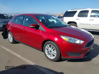 2017 Ford Focus SE с VIN 1FADP3F28HL222826, выставлен на аукционе IAAI как лот 42022400 с пробегом 44 731 миль миль и . История ставок и продаж доступна на DreamBid. Изображение 1.