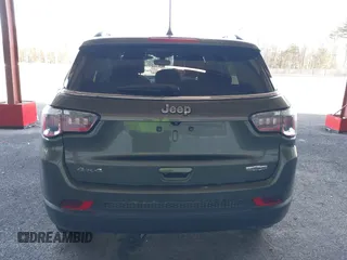 2018 Jeep Compass Altitude with VIN 3C4NJDBB4JT238950, listed as a IAAI auction lot 41815682 with 85,598 mi miles and . Bid and sale history available at DreamBid. Image 17.