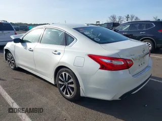 2017 Nissan Altima SV with VIN 1N4AL3AP1HC225309, listed as a IAAI auction lot 41943323 with 105,191 mi miles and . Bid and sale history available at DreamBid. Image 3.