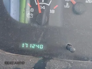 2001 Dodge Passenger z VIN 2B5WB35Z51K561431, wystawiony jako IAAI lot #42003952 z przebiegiem 171 240 mil mil oraz . Historia ofert i sprzedaży dostępna na DreamBid. Obrazek 15.