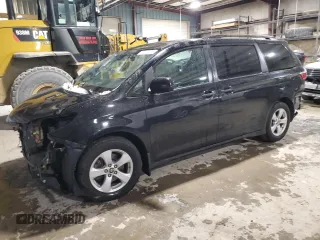 2019 Toyota Sienna L with VIN 5TDZZ3DC7KS991281, listed as a Copart auction lot 88310775 with 72,923 mi miles and Salvage Title. Bid and sale history available at carsss.com. Image 1.