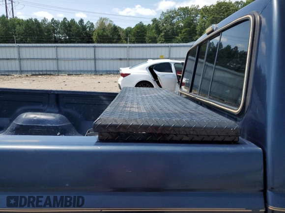 1989 Ford F-150 with VIN 1FTEF15N5KNB12636, listed as a Copart auction lot 68218124 with 49,655 mi miles and Salvage Title. Bid and sale history available at carsss.com. Image 10.