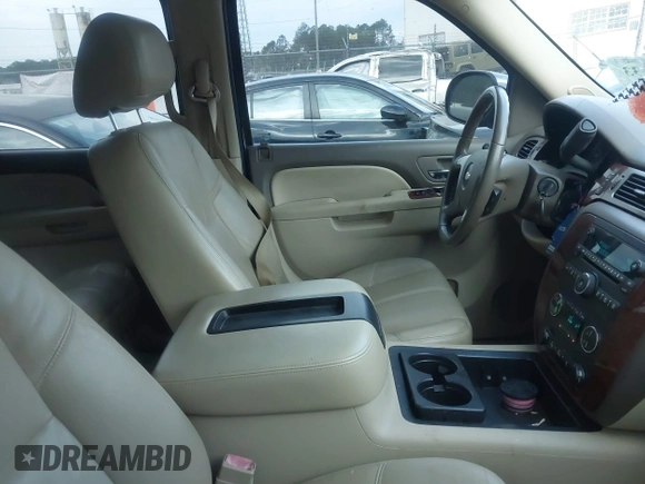 2013 Chevrolet Tahoe LT с VIN 1GNSCBE06DR210891, выставлен на аукционе IAAI как лот 40966533 с пробегом 133 725 миль миль и . История ставок и продаж доступна на DreamBid. Изображение 5.