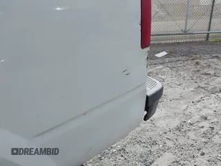 2004 Chevrolet Astro Cargo Van with VIN 1GCDM19X54B128451, listed as a IAAI auction lot 41231618 with 322,091 mi miles. Bid and sale history available at carsss.com. Image 14.