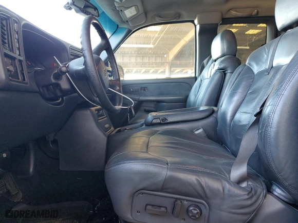 2001 Chevrolet Silverado 1500 LT with VIN 1GCEK19T41Z151844, listed as a Copart auction lot 45010735 with 328,563 mi miles and Salvage Title. Bid and sale history available at carsss.com. Image 7.