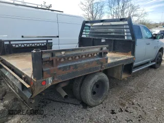 2018 Ram 3500 Tradesman z VIN 3C7WRTCL3JG188679, wystawiony jako Copart lot #43623095 z przebiegiem Nie podano mil oraz Szkody całkowita. Historia ofert i sprzedaży dostępna na DreamBid. Obrazek 3.