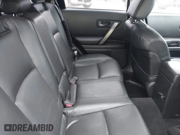 2006 Infiniti FX with VIN JNRAS08W86X204908, listed as a IAAI auction lot 41797663 with 163,333 mi miles and . Bid and sale history available at carsss.com. Image 8.
