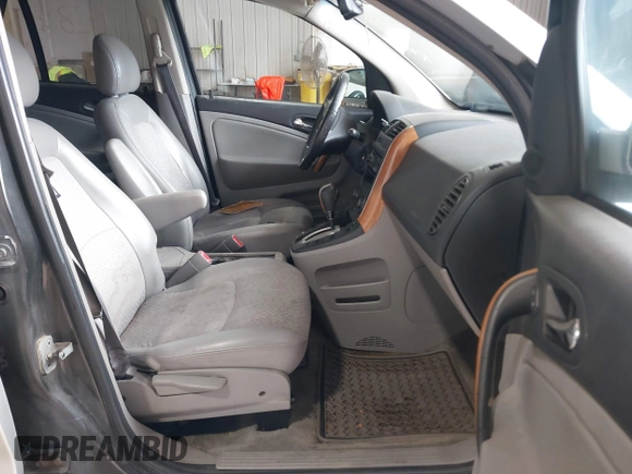 2006 Saturn VUE z VIN 5GZCZ53466S834963, wystawiony jako IAAI lot #42157328 z przebiegiem 146 518 mil mil oraz . Historia ofert i sprzedaży dostępna na DreamBid. Obrazek 5.