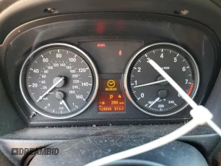 2008 BMW 3 Series 335i z VIN WBAVB775X8NM05305, wystawiony jako Copart lot #55230935 z przebiegiem 128 906 mil mil oraz Szkoda całkowita • Salvage title. Historia ofert i sprzedaży dostępna na DreamBid. Obrazek 9.