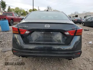 2025 Nissan Altima SR with VIN 1N4BL4CV9SN310075, listed as a Copart auction lot 54229015 with 11,085 mi miles and Salvage Title. Bid and sale history available at DreamBid. Image 6.