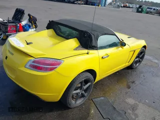 2008 Saturn Sky z VIN 1G8MB35B28Y121613, wystawiony jako IAAI lot #41507956 z przebiegiem 195 378 mil mil oraz . Historia ofert i sprzedaży dostępna na DreamBid. Obrazek 4.
