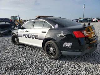 2017 Ford Police Interceptor z VIN 1FAHP2MK5HG118897, wystawiony jako Copart lot #60706255 z przebiegiem 87 279 mil mil oraz Szkoda całkowita • Salvage title. Historia ofert i sprzedaży dostępna na DreamBid. Obrazek 2.