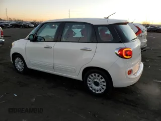2014 FIAT 500L Pop with VIN ZFBCFAAH5EZ010325, listed as a Copart auction lot 89113515 with 61,869 mi miles and Salvage Title. Bid and sale history available at DreamBid. Image 2.