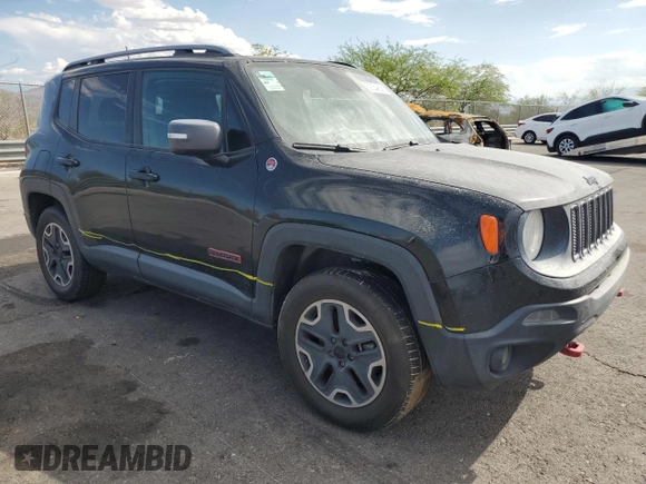 2015 Jeep Renegade Trailhawk z VIN ZACCJBCT1FPC41628, wystawiony jako Copart lot #59054825 z przebiegiem 138 053 mil mil oraz Szkoda całkowita • Salvage title. Historia ofert i sprzedaży dostępna na DreamBid. Obrazek 4.