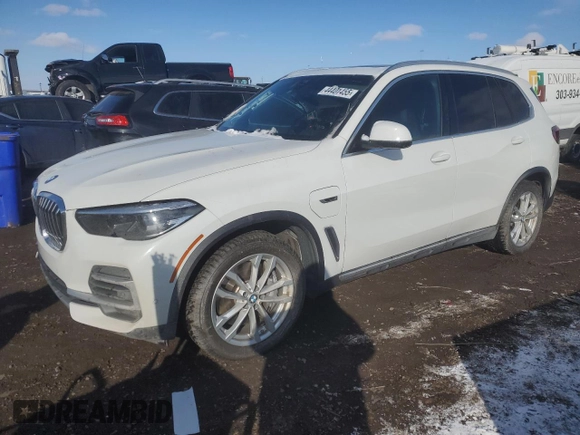 2022 BMW X5 xDrive45e with VIN 5UXTA6C09N9N38058, listed as a Copart auction lot 44401455 with 0 mi miles and Salvage Title. Bid and sale history available at carsss.com. Image 1.