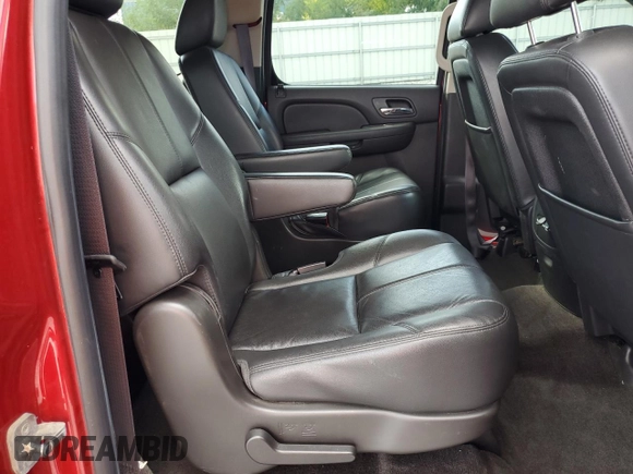2014 Chevrolet Suburban LT with VIN 1GNSCJE01ER173342, listed as a Copart auction lot 72085424 with 134,321 mi miles and Salvage Title. Bid and sale history available at carsss.com. Image 12.
