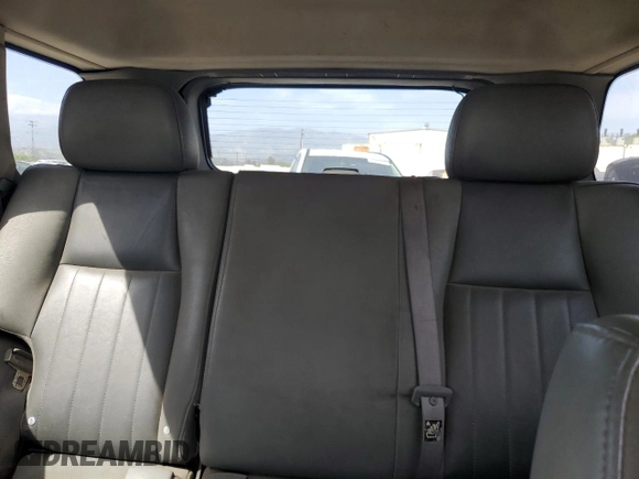 2005 Jeep Grand Cherokee with VIN 1J8HS48N55C658562, listed as a Copart auction lot 56601705 with 178,522 mi miles and Clean title. Bid and sale history available at DreamBid. Image 10.
