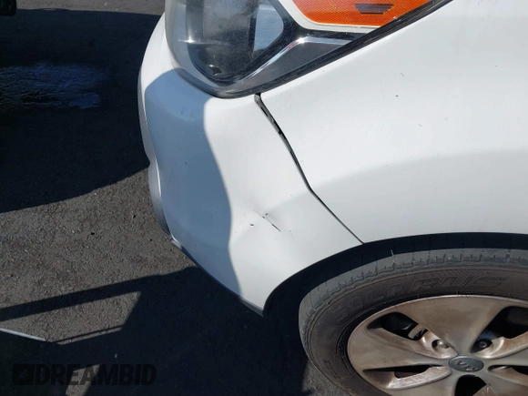 2015 Kia Soul z VIN KNDJN2A27F7230622, wystawiony jako IAAI lot #41598447 z przebiegiem 234 233 mil mil oraz . Historia ofert i sprzedaży dostępna na DreamBid. Obrazek 12.