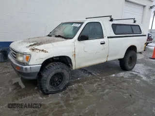1993 Toyota T100 z VIN JT4VD20A6P0009018, wystawiony jako Copart lot #49458735 z przebiegiem 245 054 mil mil oraz Szkody całkowita. Historia ofert i sprzedaży dostępna na DreamBid. Obrazek 1.