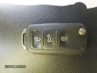 2014 Volkswagen Jetta TDI w/Premium/Nav z VIN 3VWLL7AJXEM382611, wystawiony jako IAAI lot #41609335 z przebiegiem 120 000 mil mil oraz . Historia ofert i sprzedaży dostępna na DreamBid. Obrazek 11.