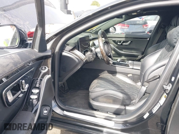 2023 Mercedes-Benz S 580e with VIN W1K6G6KB2PA198095, listed as a IAAI auction lot 41506845 with 29,903 mi miles and . Bid and sale history available at DreamBid. Image 5.