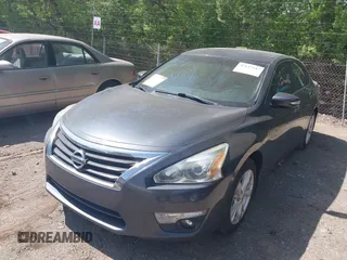 2013 Nissan Altima SV with VIN 1N4AL3APXDC123274, listed as a IAAI auction lot 42137247 with 160,286 mi miles and . Bid and sale history available at DreamBid. Image 2.