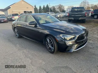 2021 Mercedes-Benz E-Class AMG E 53 with VIN W1KZF6BB0MA923835, listed as a Copart auction lot 80058874 with 33,195 mi miles and Clean Title. Bid and sale history available at carsss.com. Image 4.