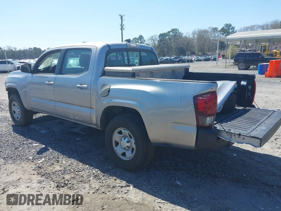 2017 Toyota Tacoma SR with VIN 5TFAX5GN7HX101599, listed as a IAAI auction lot 41762674 with 160,973 mi miles. Bid and sale history available at carsss.com. Image 3.