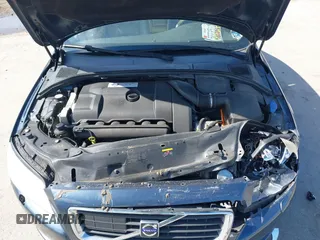 2009 Volvo S80 I6 Turbo с VIN YV1AH992291099606, выставлен на аукционе IAAI как лот 41813240 с пробегом 128 480 миль миль и . История ставок и продаж доступна на DreamBid. Изображение 10.