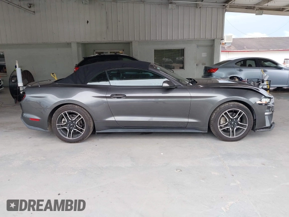 2018 Ford Mustang EcoBoost Premium with VIN 1FATP8UH8J5111817, listed as a IAAI auction lot 42426428 with 63,358 mi miles and . Bid and sale history available at DreamBid. Image 13.