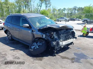 2017 Nissan Pathfinder S with VIN 5N1DR2MN3HC697212, listed as a IAAI auction lot 42049193 with 144,960 mi miles. Bid and sale history available at carsss.com. Image 1.