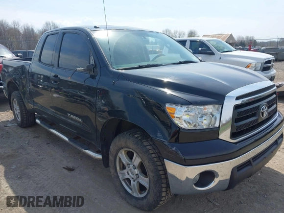 2010 Toyota Tundra 4WD Truck with VIN 5TFUM5F14AX015516, listed as a IAAI auction lot 42118639 with 204,489 mi miles. Bid and sale history available at carsss.com. Image 1.