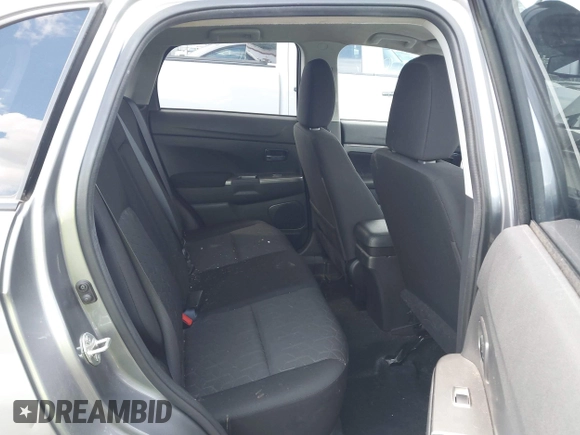 2021 Mitsubishi Outlander SE z VIN JA4APVAUXMU018576, wystawiony jako IAAI lot #42166527 z przebiegiem 126 732 mil mil oraz . Historia ofert i sprzedaży dostępna na DreamBid. Obrazek 8.