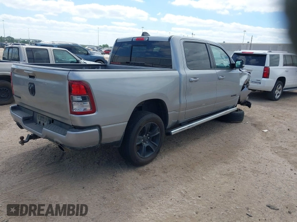 2022 Ram 1500 Big Horn z VIN 1C6RREFT2NN253608, wystawiony jako IAAI lot #42020587 z przebiegiem 44 509 mil mil oraz . Historia ofert i sprzedaży dostępna na DreamBid. Obrazek 4.