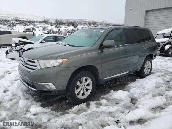 2012 Toyota Highlander with VIN 5TDBK3EH8CS121962, listed as a Copart auction lot 44454445 with 114,011 mi miles and Salvage Title. Bid and sale history available at carsss.com. Image 1.