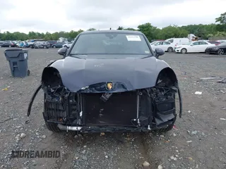 2022 Porsche Cayenne Turbo S E-Hybrid с VIN WP1AA2AY3NDA00204, выставлен на аукционе IAAI как лот 42257548 с пробегом 45 330 миль миль и . История ставок и продаж доступна на DreamBid. Изображение 13.