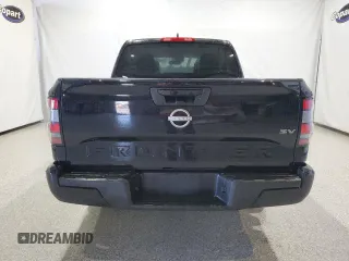 2024 Nissan Frontier SV z VIN 1N6ED1EJ1RN672132, wystawiony jako Copart lot #58047755 z przebiegiem 15 884 mil mil oraz Czysty tytuł • Clean title. Historia ofert i sprzedaży dostępna na DreamBid. Obrazek 6.