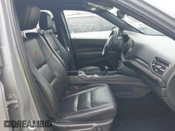 2023 Dodge Durango R/T Plus z VIN 1C4SDHCT9PC553174, wystawiony jako IAAI lot #42635197 z przebiegiem 51 121 mil mil oraz . Historia ofert i sprzedaży dostępna na DreamBid. Obrazek 5.
