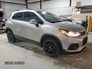 2022 Chevrolet Trax LT with VIN KL7CJPSM8NB557105, listed as a Copart auction lot 55352285 with 22,028 mi miles and Salvage title. Bid and sale history available at DreamBid. Image 4.