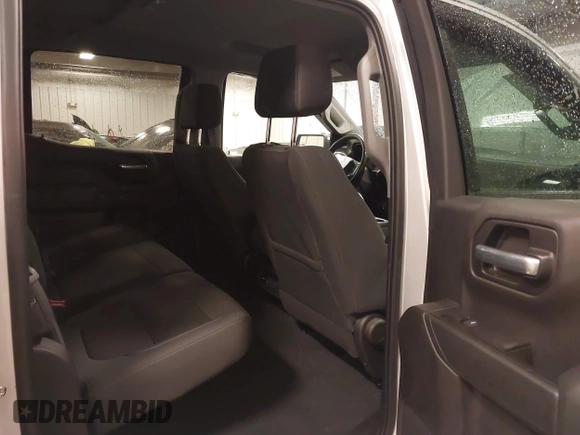 2020 Chevrolet Silverado 1500 LT with VIN 3GCUYDED8LG185492, listed as a IAAI auction lot 41226007 with 38,232 mi miles and . Bid and sale history available at DreamBid. Image 8.
