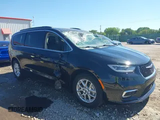 2022 Chrysler Pacifica Touring L z VIN 2C4RC1BGXNR142495, wystawiony jako IAAI lot #42178399 z przebiegiem 74 107 mil mil oraz . Historia ofert i sprzedaży dostępna na DreamBid. Obrazek 1.