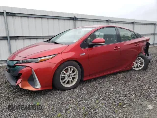 2017 Toyota Prius Plus z VIN JTDKARFP6H3035781, wystawiony jako Copart lot #61357615 z przebiegiem 84 073 mil mil oraz Szkoda całkowita • Salvage title. Historia ofert i sprzedaży dostępna na DreamBid. Obrazek 1.